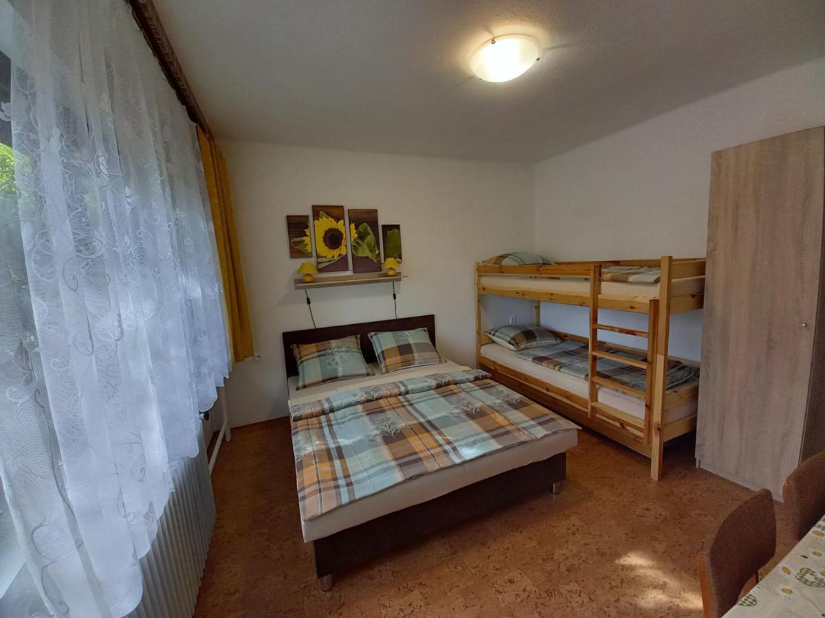 Apartmanovy Dom Grand Štúrovo Eksteriør bilde