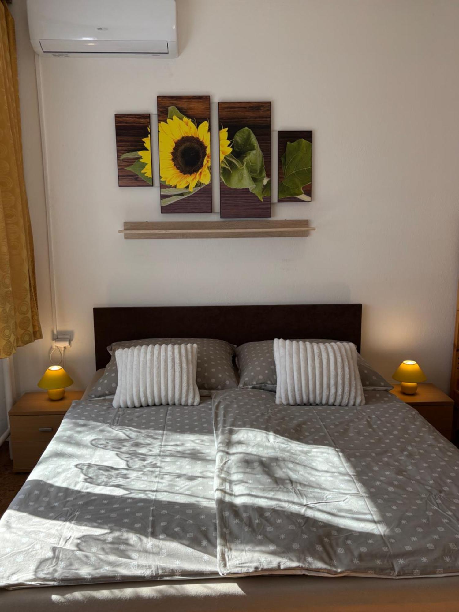 Apartmanovy Dom Grand Štúrovo Eksteriør bilde