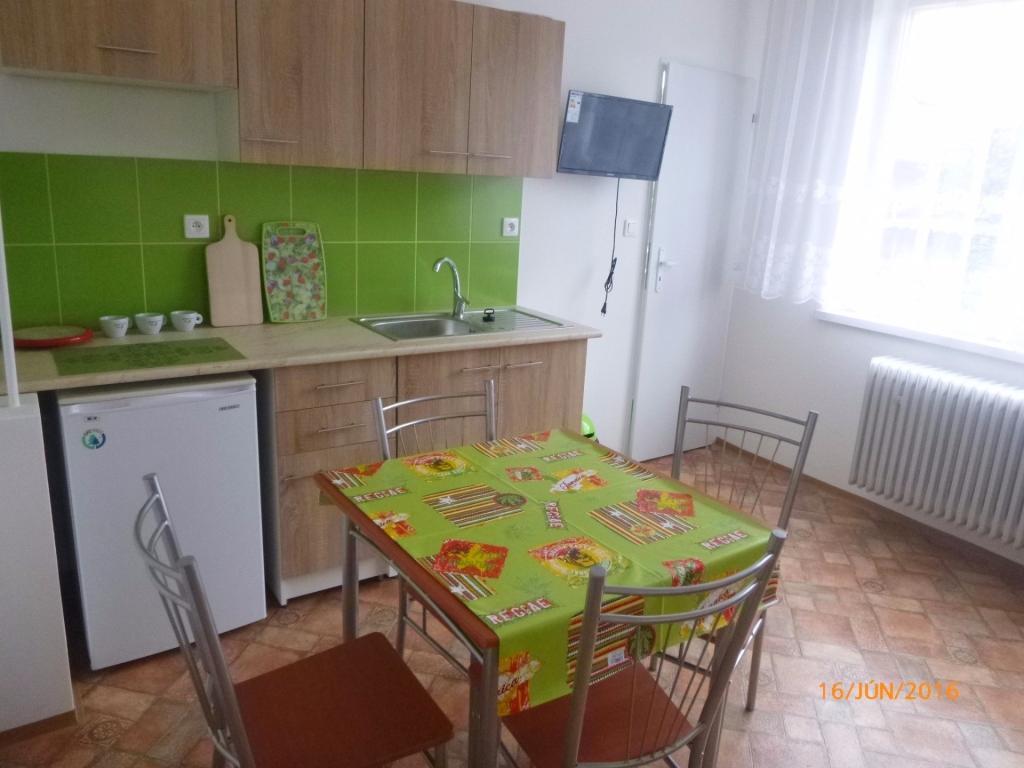 Apartmanovy Dom Grand Štúrovo Eksteriør bilde
