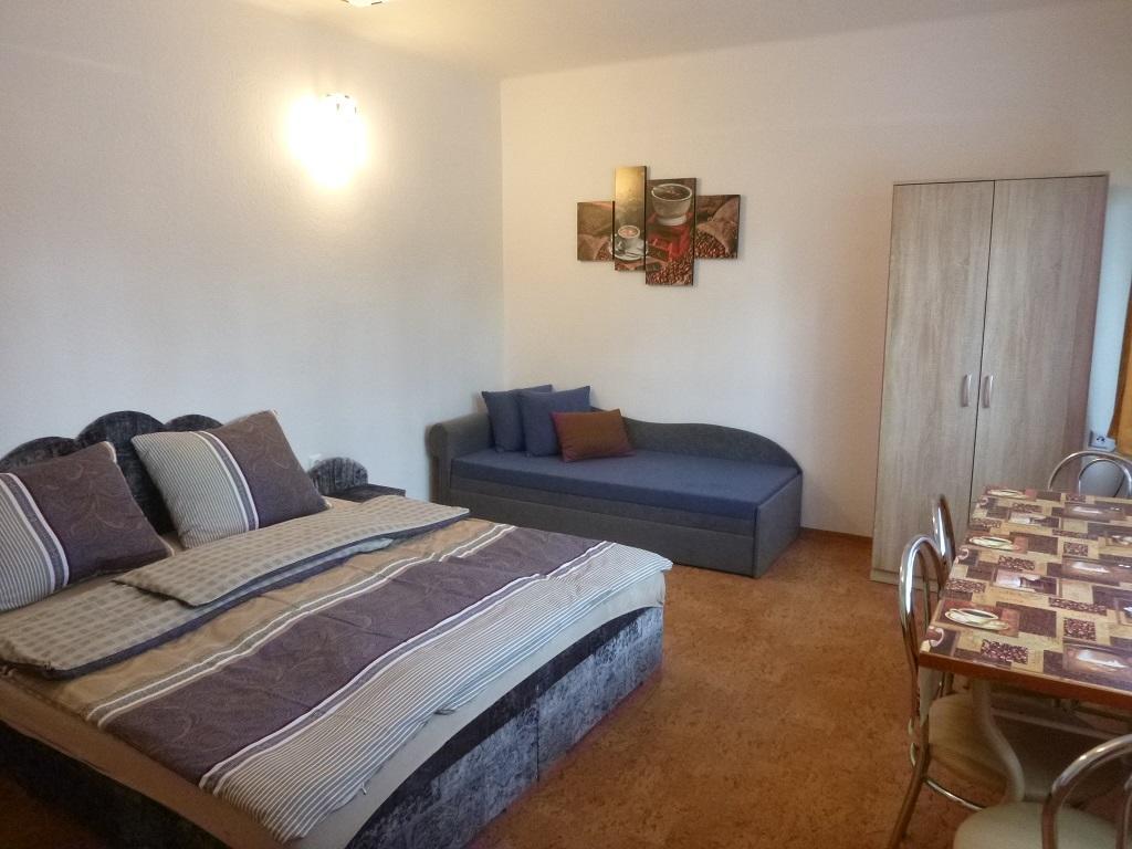 Apartmanovy Dom Grand Štúrovo Eksteriør bilde